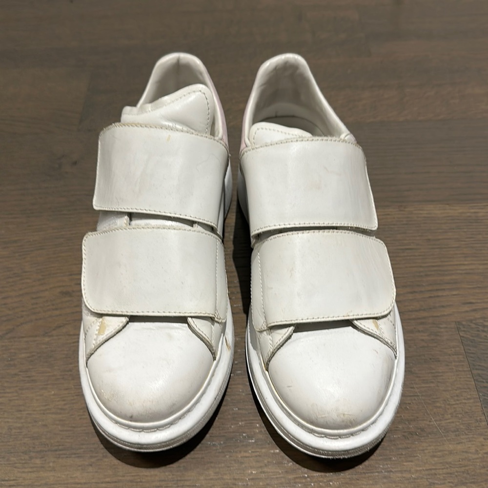 Alexander McQueen sneakers size 39